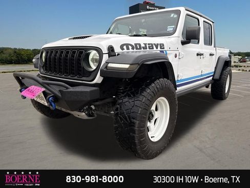 Used 2021 Jeep Gladiator Mojave AWD/4WD image 3