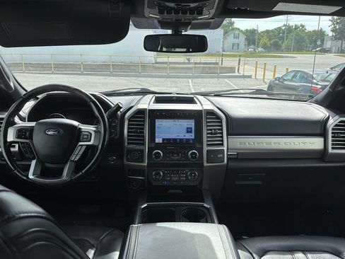 Certified 2020 Ford F350 Platinum w/ Tremor Off-Road Package AWD/4WD image 43