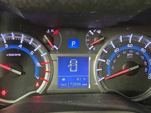 Used 2015 Toyota 4Runner Limited AWD/4WD image 15