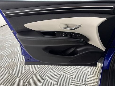 Certified 2022 Hyundai Tucson SEL w/ Convenience Package FWD image 12