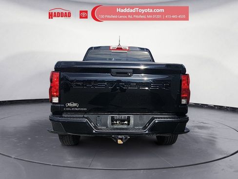 Used 2023 Chevrolet Colorado Trail Boss w/ Advanced Trailering Package AWD/4WD image 4