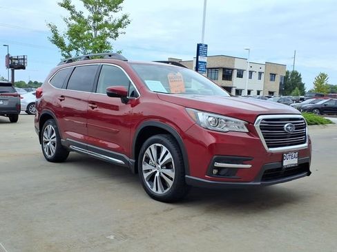 Used 2022 Subaru Ascent Limited w/ Technology Package AWD/4WD image 3