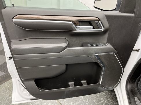 Certified 2022 Chevrolet Silverado 1500 LT image 8