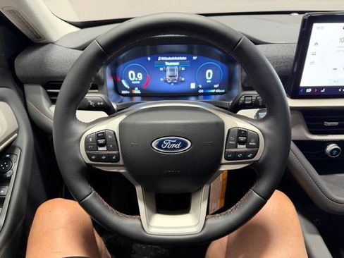 New 2026 Ford Explorer Active AWD/4WD image 33