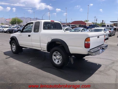 Used 2003 Toyota Tacoma PreRunner RWD image 6