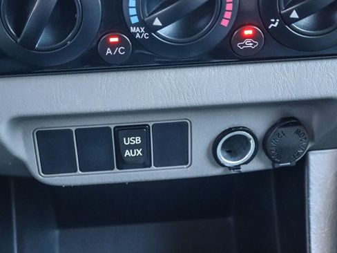Used 2015 Toyota Tacoma PreRunner w/ SR5 Package RWD image 21