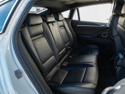 Used 2012 BMW X6 M image 34