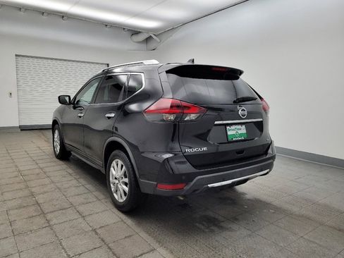 Used 2020 Nissan Rogue SV image 5