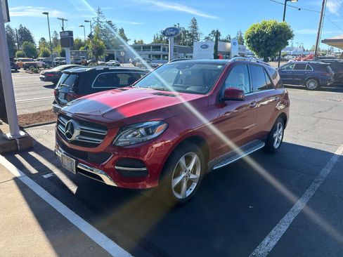 Used 2017 Mercedes-Benz GLE 350 4MATIC image 1
