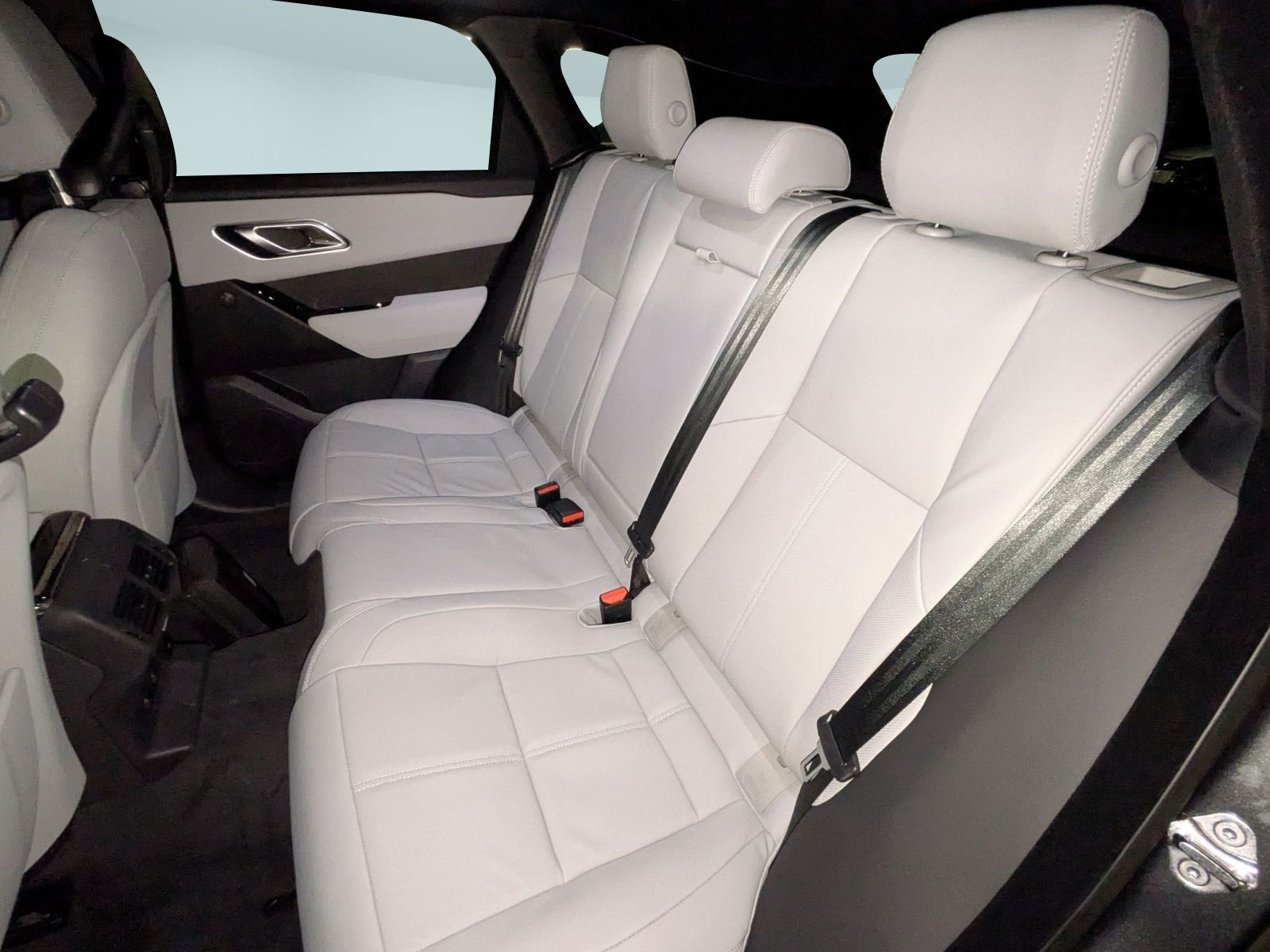 New 2026 Land Rover Range Rover Velar S AWD/4WD image 50