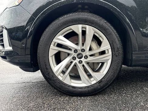 Used 2023 Audi Q7 3.0T Prestige AWD/4WD image 9