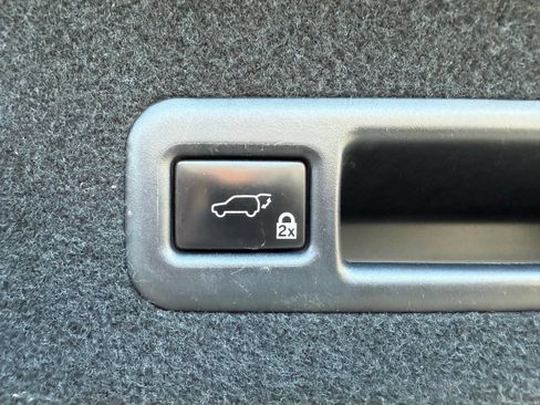 Used 2018 Lexus RX 350L Luxury w/ Accessory Package image 51