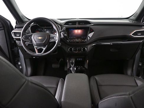 Used 2023 Chevrolet TrailBlazer ACTIV w/ Sun and Liftgate Package image 16