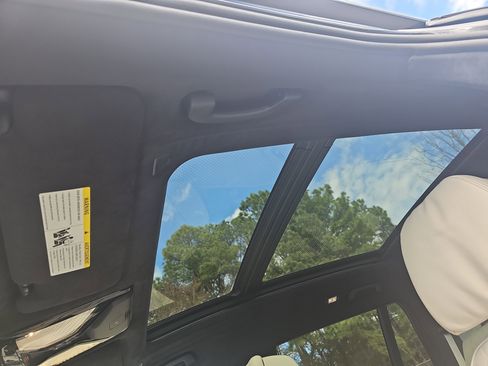 New 2026 BMW X7 xDrive40i w/ Executive Package image 30