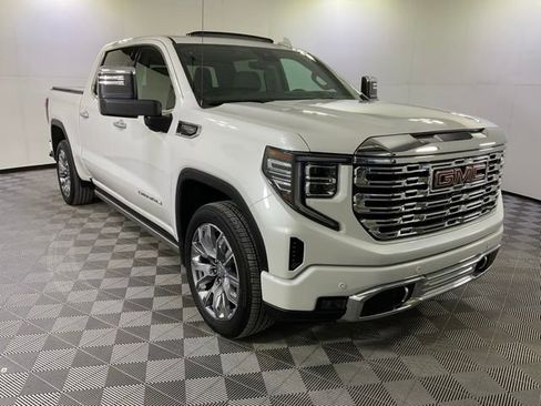 Used 2024 GMC Sierra 1500 Denali w/ Denali Reserve Package image 3