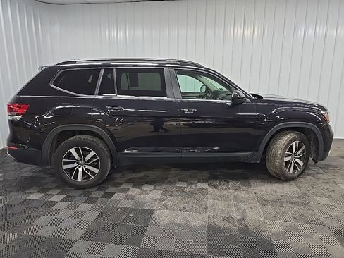 Used 2022 Volkswagen Atlas SE AWD/4WD image 2