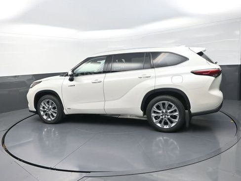 Used 2021 Toyota Highlander Limited AWD/4WD image 44