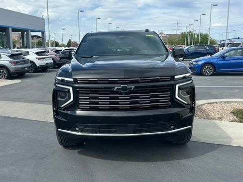 New 2026 Chevrolet Suburban High Country AWD/4WD image 30