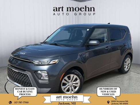 Used 2022 Kia Soul LX FWD image 1