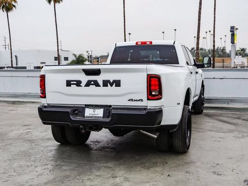 New 2026 RAM 3500 Tradesman AWD/4WD image 9
