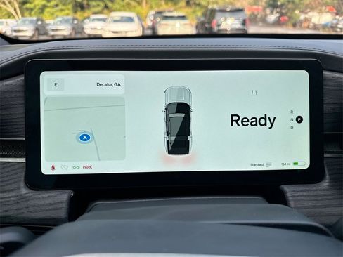 Used 2024 Rivian R1S Adventure image 21