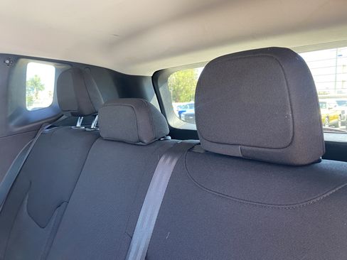 Used 2020 Jeep Renegade Sport w/ Sport Appearance Group FWD image 18
