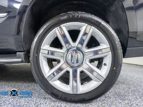 Used 2017 Cadillac Escalade Luxury AWD/4WD image 48