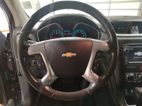 Used 2017 Chevrolet Traverse LT AWD/4WD image 5