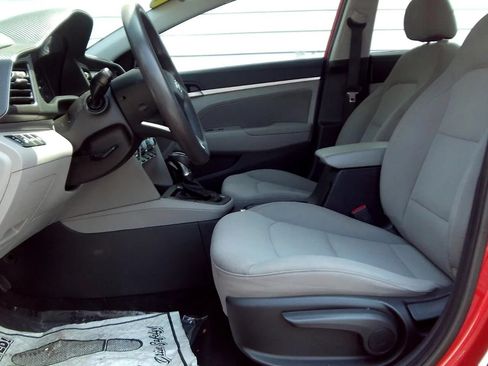 Used 2020 Hyundai Elantra SEL FWD image 10
