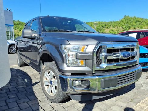 Used 2017 Ford F150 XLT RWD image 3