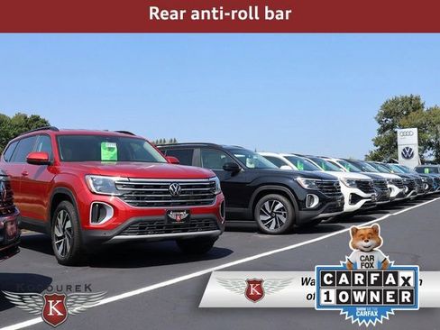 Used 2025 Volkswagen Atlas SE image 34