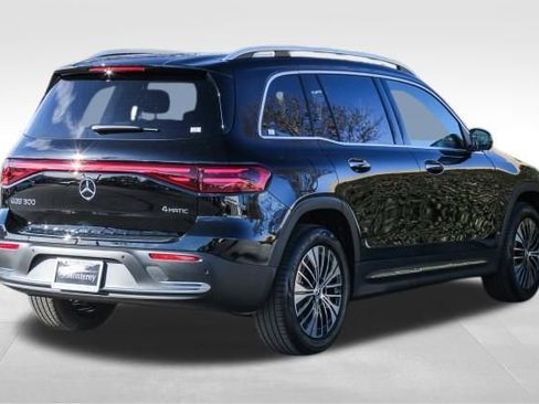 New 2025 Mercedes-Benz EQB 300 4MATIC image 8