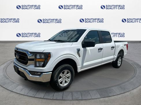 Used 2023 Ford F150 XLT AWD/4WD image 2