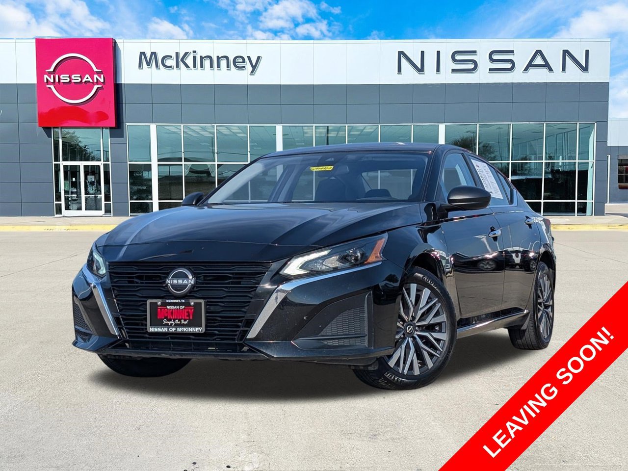 Used 2025 Nissan Altima 2.5 SV AWD/4WD image 1