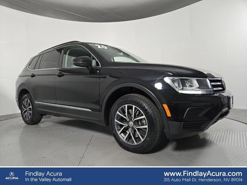 Used 2020 Volkswagen Tiguan SE w/ Panoramic Sunroof Package image 1