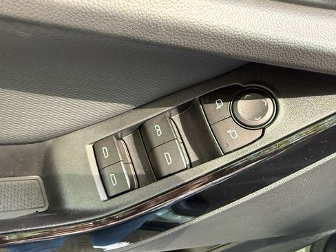New 2026 Chevrolet Equinox LT w/ Convenience Package II AWD/4WD image 30