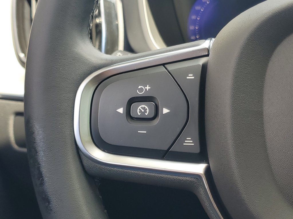 Certified 2024 Volvo XC60 B5 Core AWD/4WD image 20