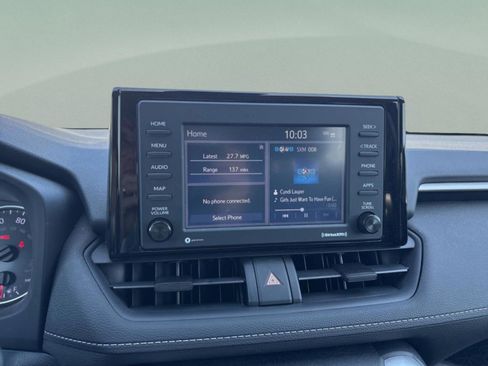 Used 2021 Toyota RAV4 XLE image 15