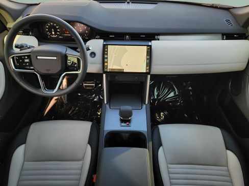 Certified 2025 Land Rover Discovery Sport Dynamic SE AWD/4WD image 21
