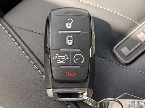 New 2026 RAM 2500 Limited image 25