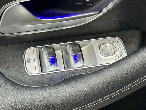 Certified 2025 Mercedes-Benz GLE 350 4MATIC image 12