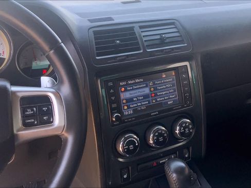 Used 2012 Dodge Challenger SXT Plus RWD image 6