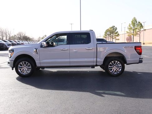 Used 2024 Ford F150 XLT w/ Equipment Group 302A MID image 32