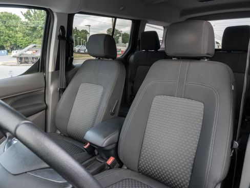Used 2020 Ford Transit Connect XLT FWD image 15