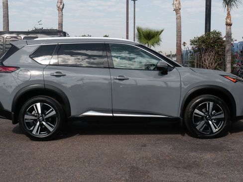 Used 2021 Nissan Rogue SL image 13