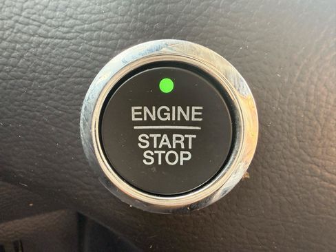 Used 2021 Ford Edge SEL FWD image 19