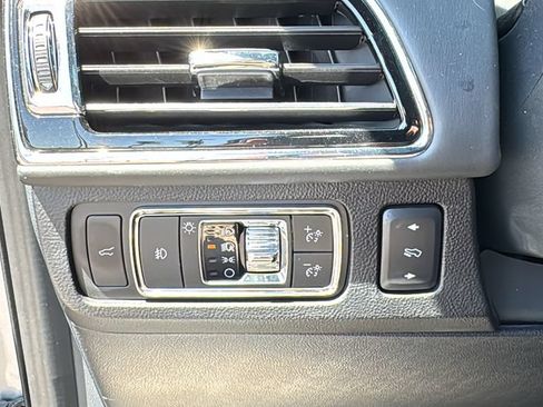 Used 2022 Lincoln Navigator Black Label AWD/4WD image 7