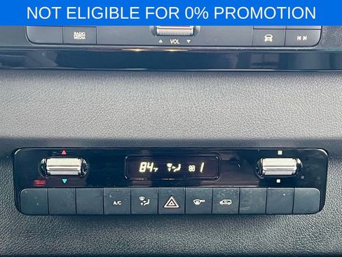 Used 2025 Mercedes-Benz Sprinter 2500 image 25