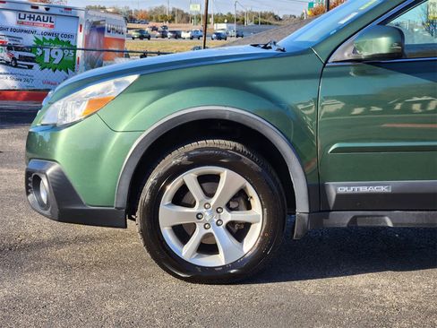 Used 2014 Subaru Outback 2.5i Limited image 8