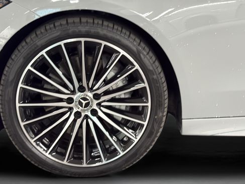 Used 2025 Mercedes-Benz C 300 Sedan image 31